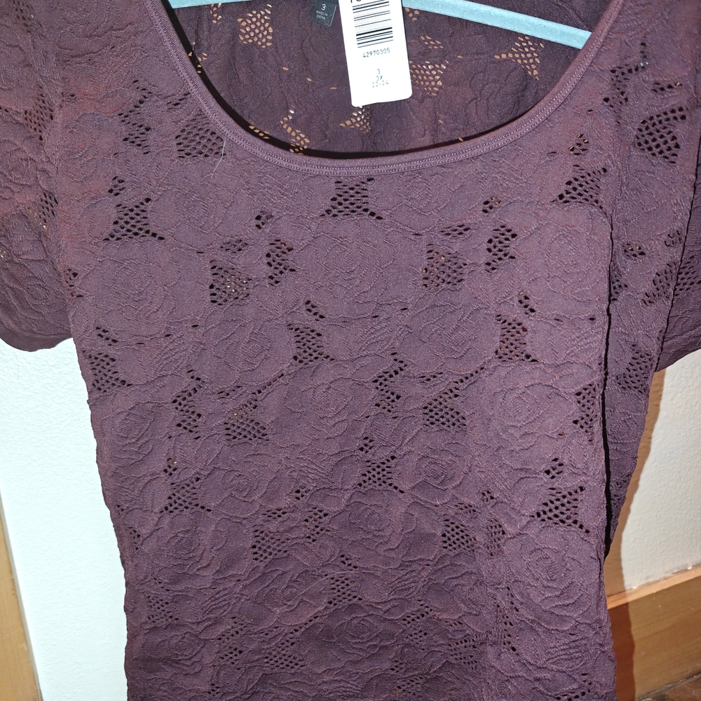 Elegant Lace Torrid Top in Deep Purple